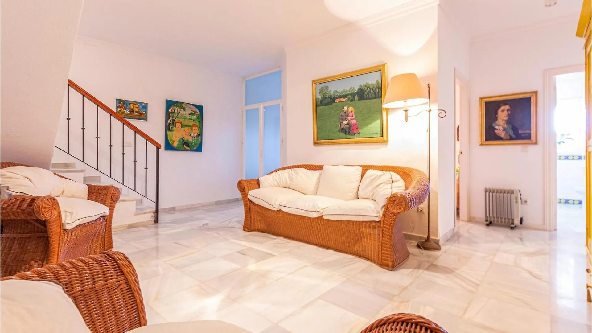 Casa de Férias Awesome Home In Marbella With Wifi